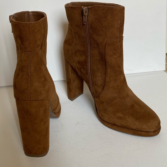 Suede cognac heel ankle fall women’s booties NWOT - Picture 5 of 10